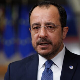 Υπογραφή συμφωνίας Κύπρου - Λιβάνου για οριοθέτηση ΑΟΖ και ηλεκτρική διασύνδεση