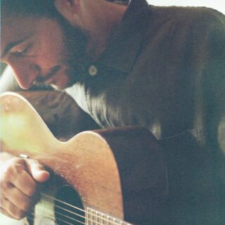 O Tom Smith των Editors στο Gagarin 205