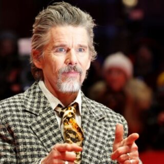 Ο Ίθαν Χοκ για το διαζύγιο με την Ούμα Θέρμαν: «Ζηλεύω όσους χωρίζουν φιλικά»