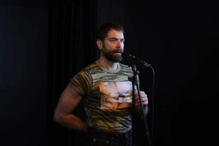 Η Εκδίκηση του Φώτη: Είδαμε την πρόβα του νέου έργου του Βασίλη Βηλαρά