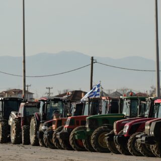 Διαμαρτυρία κτηνοτρόφων στην κεντρική πλατεία της Λάρισας