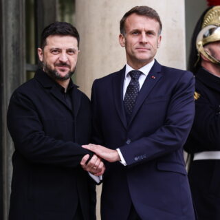 Γαλλία: Στο Μέγαρο των Ηλυσίων ο Ζελένσκι, συνάντηση με τον Μακρόν