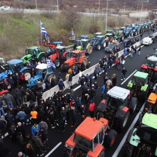 Σταθερά στα μπλόκα οι παραγωγοί Κεντρικής και Δυτικής Μακεδονίας