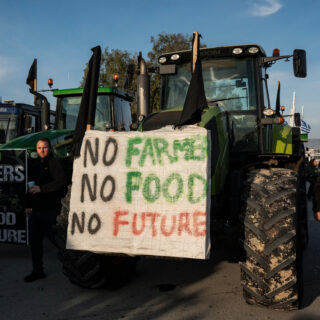 Έφυγαν οι αγρότες και οι κτηνοτρόφοι της Αχαΐας από την γέφυρα Ρίου–Αντιρρίου