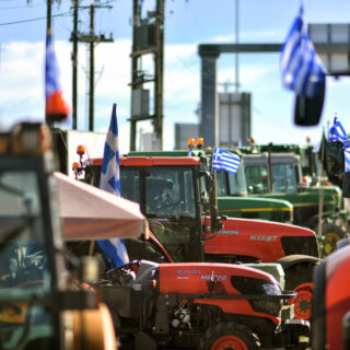 Αγρότης μεταφέρθηκε στο νοσοκομείο μετά από καβγά με αστυνομικούς στα «Πράσινα Φανάρια»