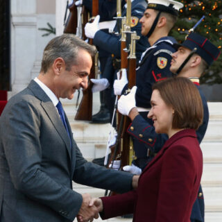 Συνάντηση του Κυρ. Μητσοτάκη με την πρόεδρο της Μολδαβίας