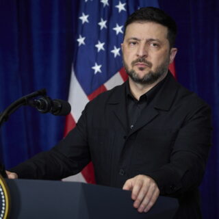 Ζελένσκι: Η Ουάσιγκτον πρότεινε στο Κίεβο «γερές» εγγυήσεις ασφαλείας για μια περίοδο 15 ετών