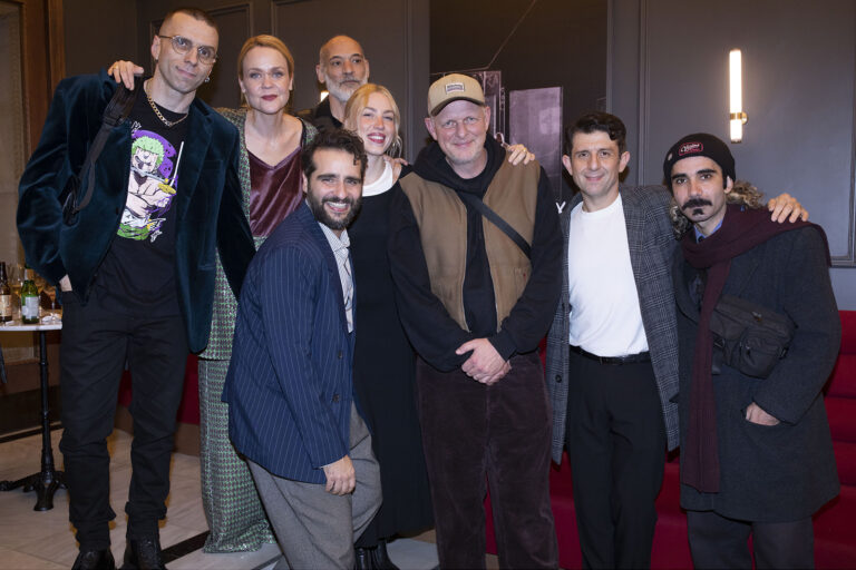 Με τους συντελεστές της παράστασης «Εχθρός του Λαού», μια παραγωγή της Schaubühne Berlin σε συνεργασία με το Θέατρο του Νέου Κόσμου.