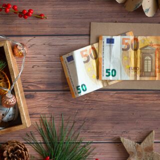 Πώς αμείβονται οι εργαζόμενοι στις αργίες Χριστουγέννων και Πρωτοχρονιάς