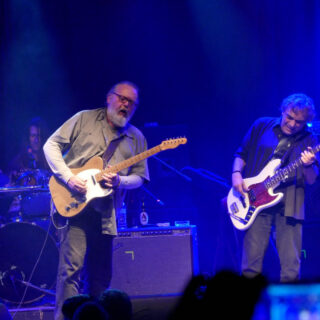 Οι Blues Wire μαζί με τους MG Shuffle στο Κύτταρο