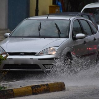 Κακοκαιρία «Byron»: Πλημμύρες και κλειστοί δρόμοι στην Αττική