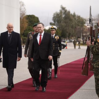 Συνάντηση Δένδια-Κατζ: «Εμβάθυνση των αμυντικών σχέσεων Ελλάδας και Ισραήλ»