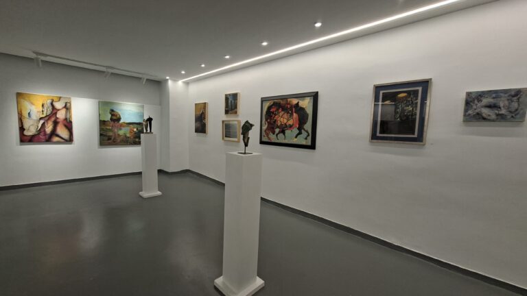 Στη Mataroa Gallery ζεις τη γιορτή