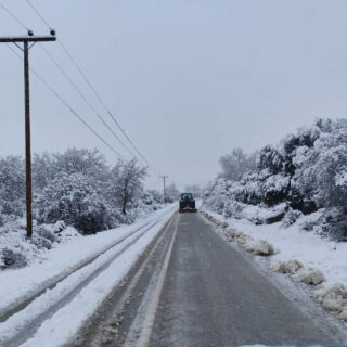 Έντονη χιονόπτωση στον Δήμο Μετεώρων - Προβλήματα ηλεκτροδότησης σε χωριά