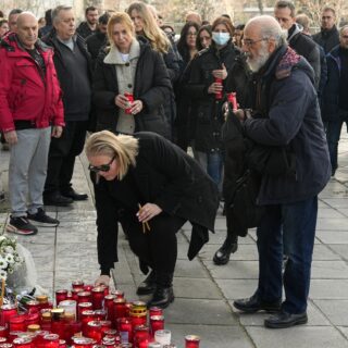 Βουβός θρήνος στην Τούμπα για τους επτά οπαδούς του ΠΑΟΚ