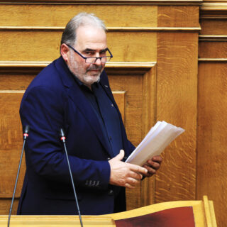 Ο πρόεδρος της Βουλής καταδικάζει την αναφορά πρώην «Σπαρτιάτη» βουλευτή στη χούντα