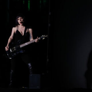 Lady Gaga: Το ηχηρό μήνυμα κατά της ICE από τη σκηνή του Τόκιο