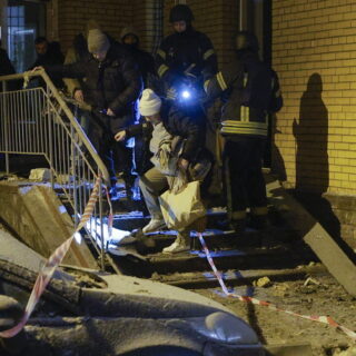 Ρωσικά πλήγματα σε Κίεβο και Λβιβ - Τουλάχιστον τέσσερις νεκροί