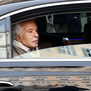 Βαλεντίνο: Οι σταρ αποχαιρετούν τον «αυτοκράτορα» της Μόδας