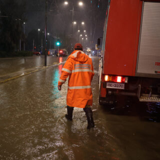 Δύο νεκροί, ζημιές και προβλήματα από την κακοκαιρία