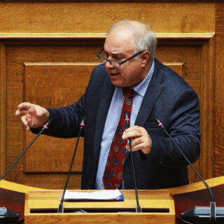 Εκτός ΚΟ του ΠΑΣΟΚ ο βουλευτής Λέσβου Παναγιώτης Παρασκευαΐδης