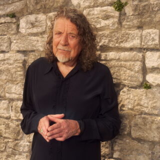 Ο Robert Plant στη σκηνή του Λόφου της Σάνης