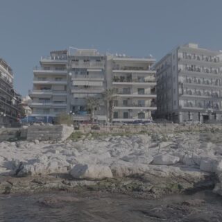 Η Δημόσια Ιδιωτική Οικία: 9 στροφές για την Αθήνα του Τάσου Λάγγη στο 28ο TIDF