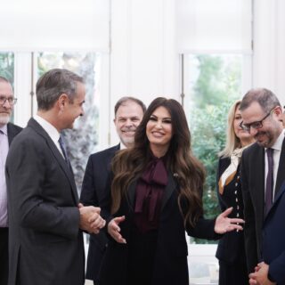 Υπεγράφη η συμφωνία Chevron – Helleniq Energy για έρευνες υδρογονανθράκων