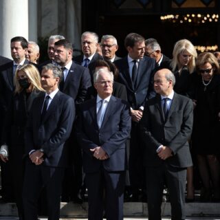 Σε κλίμα συγκίνησης το τελευταίο αντίο στην Ελένη Γλύκατζη-Αρβελέρ