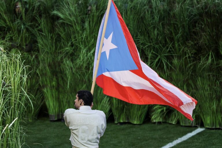 Η φιέστα του Bad Bunny στο Super Bowl και τα ενωτικά μηνύματα