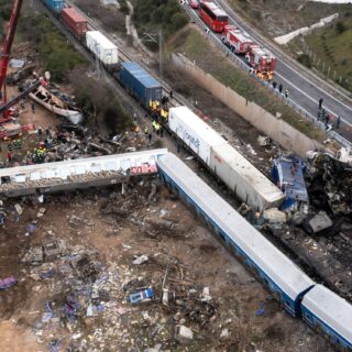 Τέμπη: Αποχή δήλωσε η πρόεδρος της δίκης για τα βίντεο της εμπορικής αμαξοστοιχίας