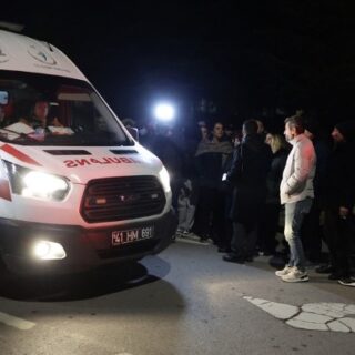 Τουρκία: Οκτώ νεκροί και 26 τραυματίες σε δυστύχημα με λεωφορείο στην Αττάλεια