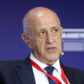 Υπεγράφη η πρώτη ΣΣΕ στο πλαίσιο της Εθνικής Κοινωνικής Συμφωνίας