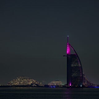 Ντουμπάι: Έξοδος πολυτελείας εν μέσω πολέμου