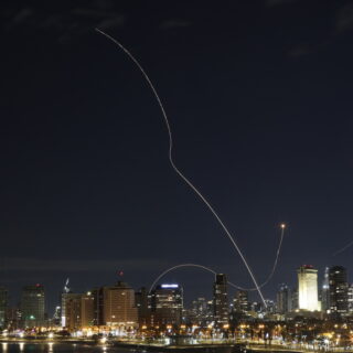 Ιράν: Αυξάνουμε την ισχύ, τη συχνότητα και το βεληνεκές των πυραύλων μας