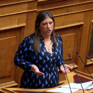 Βουλή: Κόντρα Κωνσταντοπούλου με Μαρκόπουλο και Λαζαρίδη – Διεκόπη η συνεδρίαση