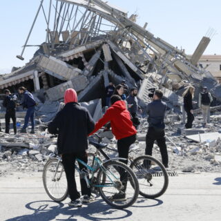 Το Ισραήλ προειδοποιεί τους κατοίκους της νότιας Βηρυτού να εγκαταλείψουν τα σπίτια τους