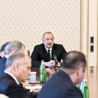 Το Αζερμπαϊτζάν αποσύρει τους διπλωμάτες του από το Ιράν