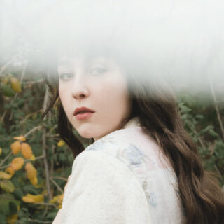 Alkyone: Μια νοσταλγική επιστροφή με το «Τραγούδι της Ερήμου»