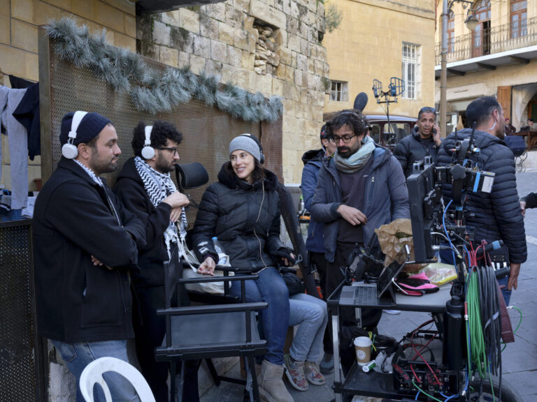 Cherien Dabis: «Προσπαθώ να διοχετεύω τον θυμό που νιώθω σε δράση. Και αυτό είναι που με κρατάει ζωντανή»