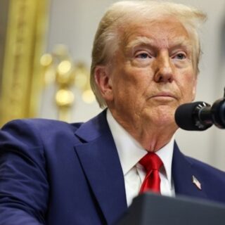 Ο Ντόναλτ Τραμπ βλέπει συμφωνία με τους «νέους» Ιρανούς ηγέτες που θα μπορούσε να κλείσει σύντομα