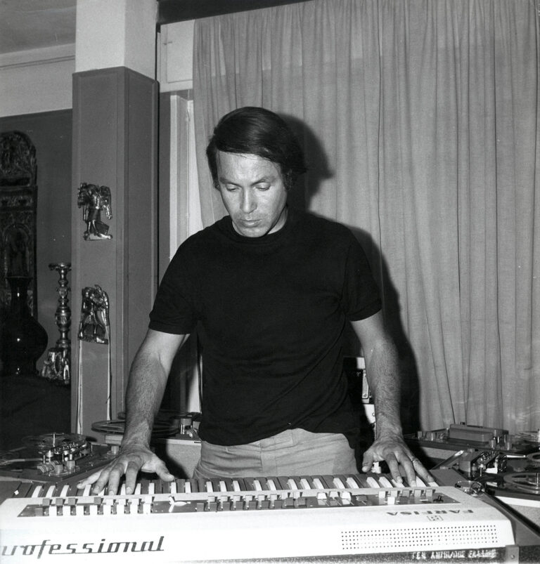 Γιάννης Χρήστου