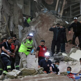 Το Ιράν θα αποσυρθεί από τη συμφωνία εκεχειρίας αν συνεχιστούν οι ισραηλινές επιθέσεις στον Λίβανο.