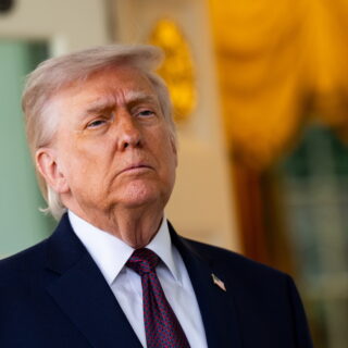 Τραμπ: «Πιθανή επανέναρξη των διαπραγματεύσεων με το Ιράν εντός της εβδομάδας»