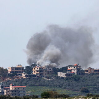 Το Ισραήλ καλεί να εκκενωθούν περιοχές του νότιου Λιβάνου