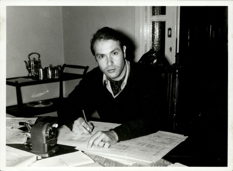 Γιάννης Χρήστου, Άνοιξη στην ΕΜΣΤ