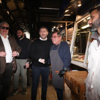 Την Βαρβάκειο Αγορά επισκέφθηκε ο Νίκος Ανδρουλάκης