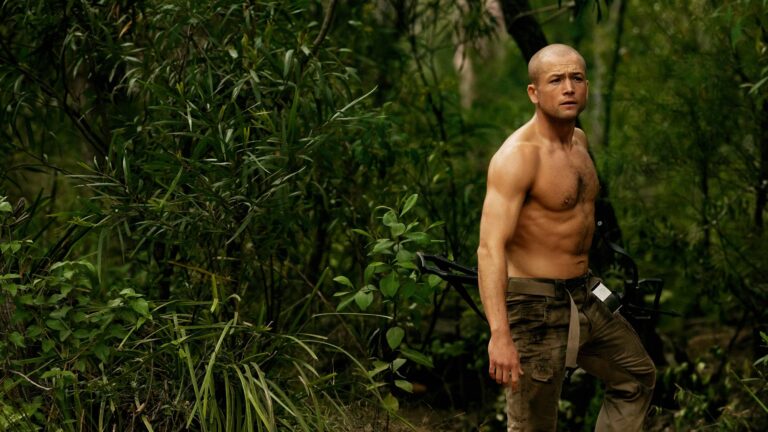 Είναι ο viral χορός του Taron Egerton το μόνο ενδιαφέρον στο Apex;