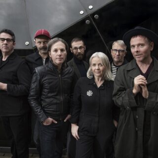 Οι Belle & Sebastian για μια ξεχωριστή βραδιά στο Floyd Live Music Venue