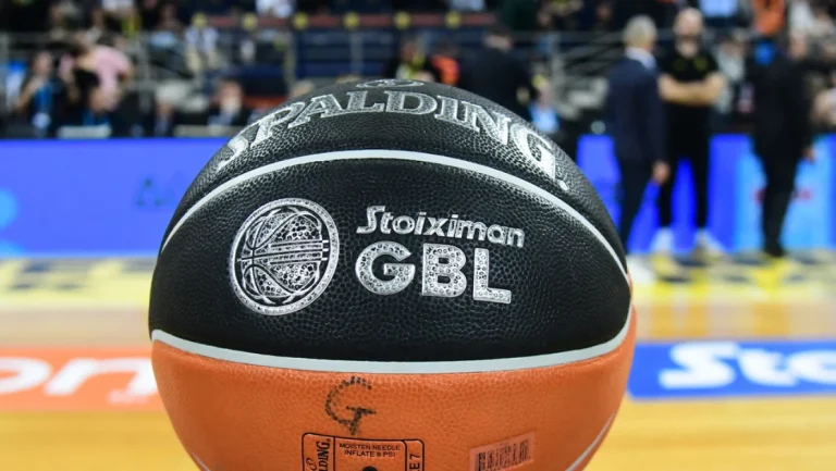 Γιατί το ελληνικό μπάσκετ αλλάζει τηλεοπτική στέγη – Ο ΣΚΑΪ, τα 21+ εκατ. ευρώ και η θέση της ΕΡΤ